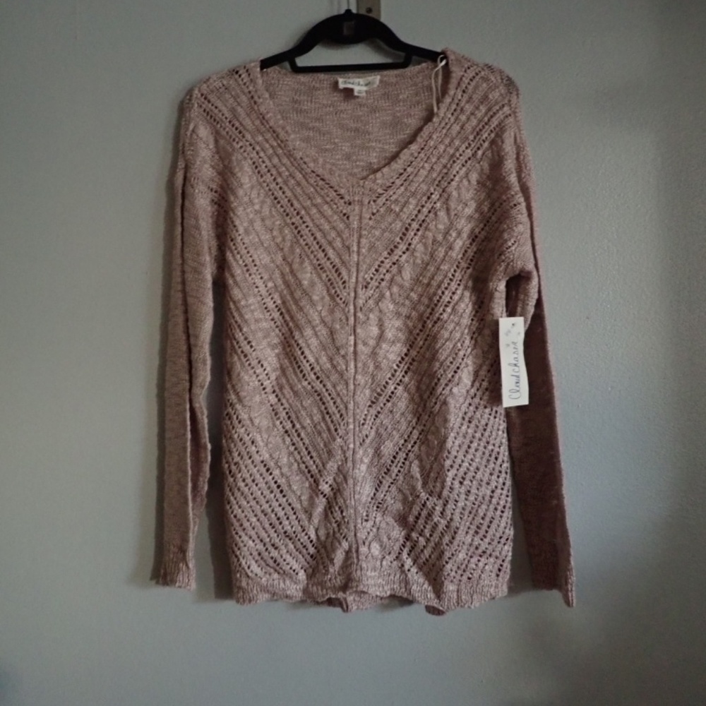Cloud Chaser Medium NWT Pink Lilac Pattern Cutout